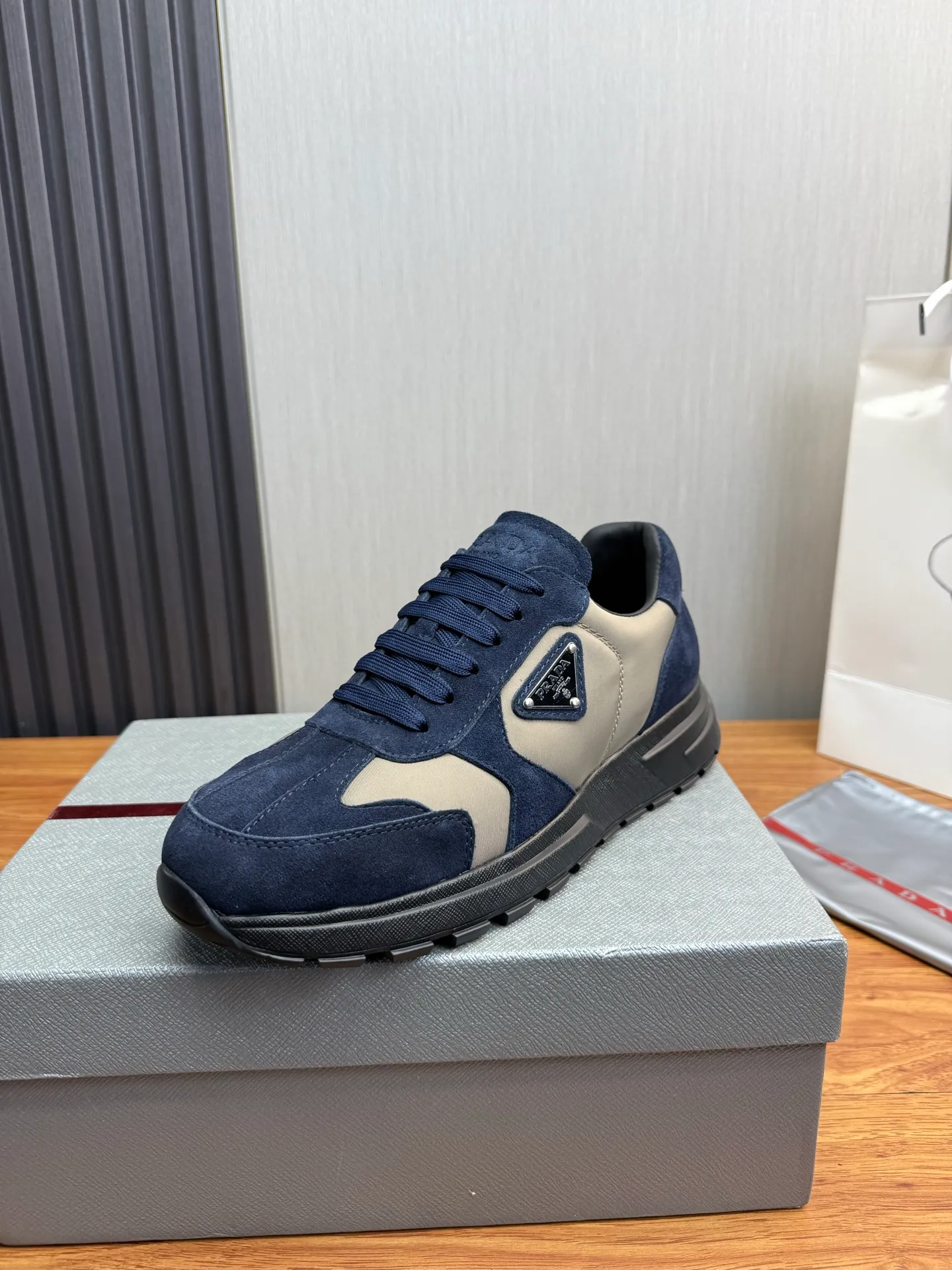 Men's shoes 560💰 [PRADA] Popular items in men's shoe counters, synchronized with the official website, 1 high-quality shipment ✔️Original cowhide + cowhide lining, 1🆚1 replica, original sole, 38-45 (45 customized, non-refundable)